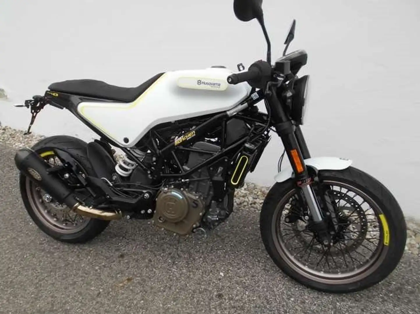 Husqvarna Vitpilen 401 "sehr leicht" Wit - 1