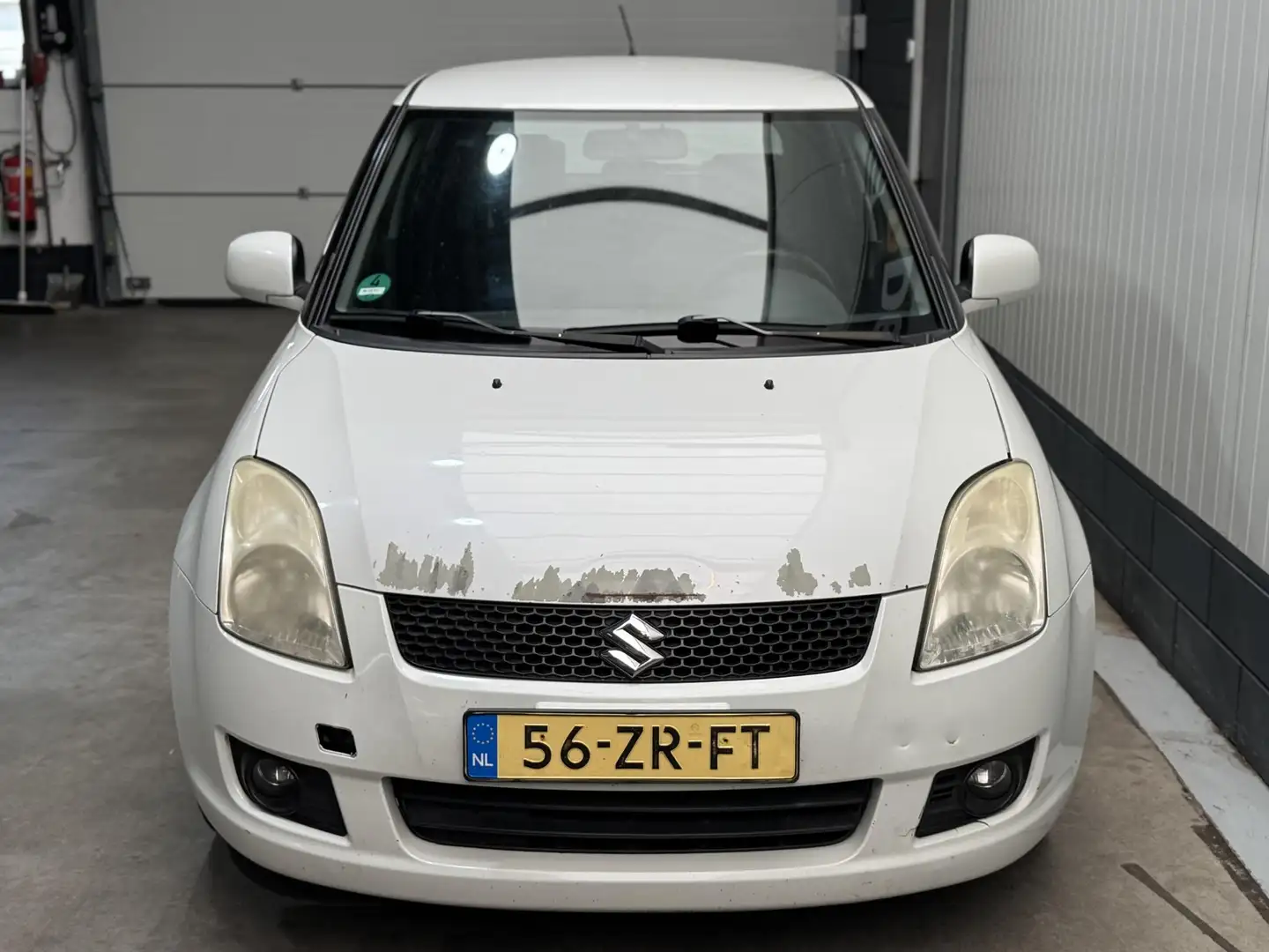 Suzuki Swift 1.3 Shogun Biały - 2