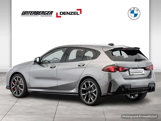 BMW 1 Series view 2