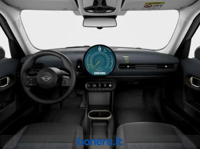 Mini Hatch view 3