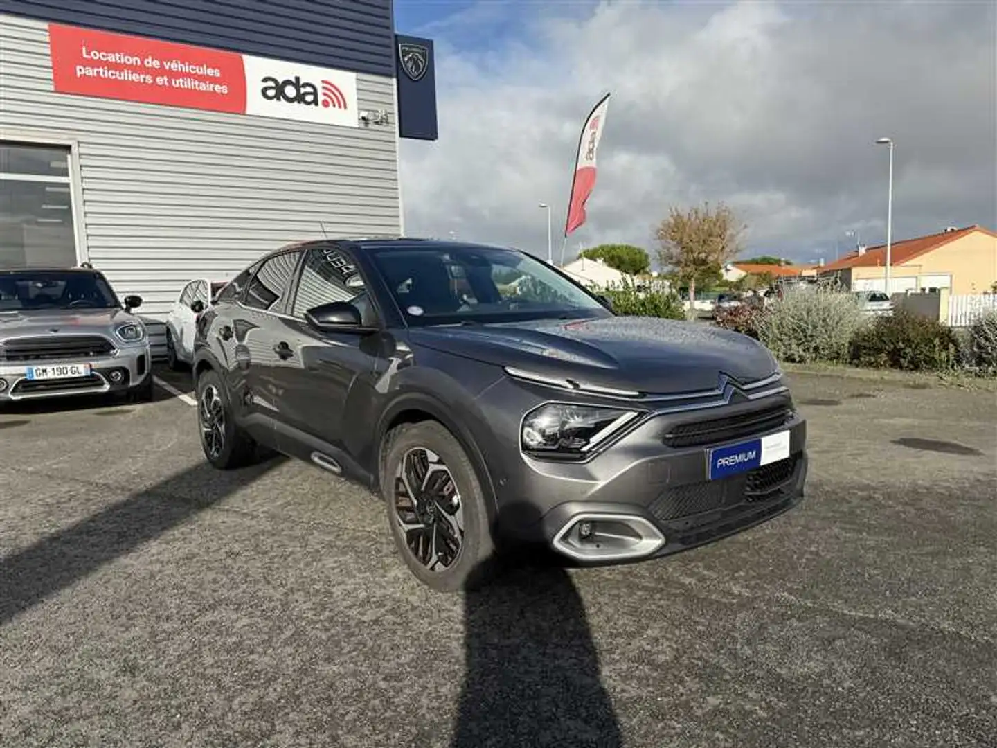 Citroen C4 1.2 PURETECH 130 SHINE EAT8 Gris - 1