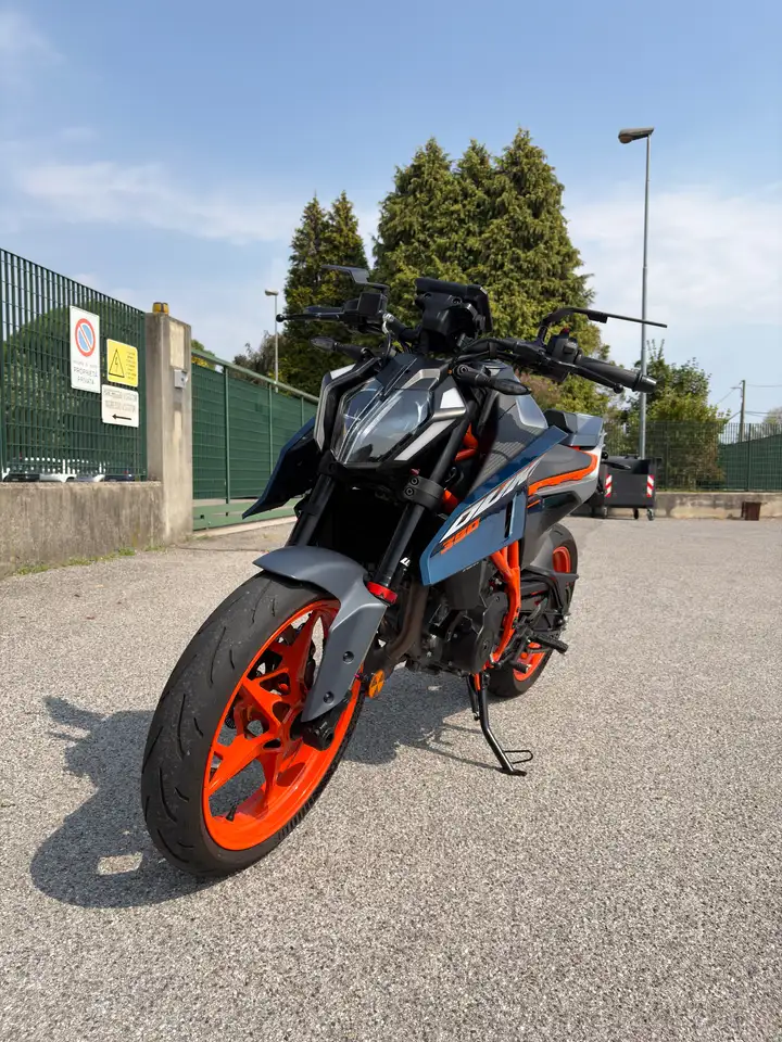 KTM 390 Duke