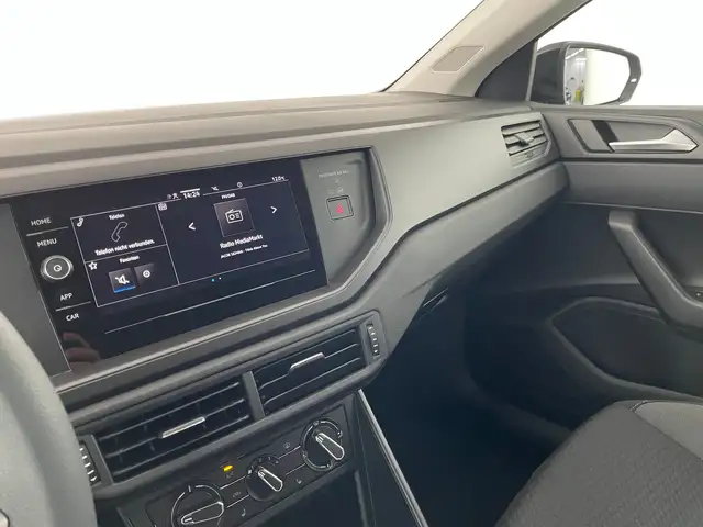 Volkswagen Polo view 9