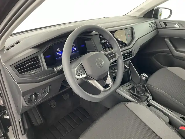 Volkswagen Polo view 8