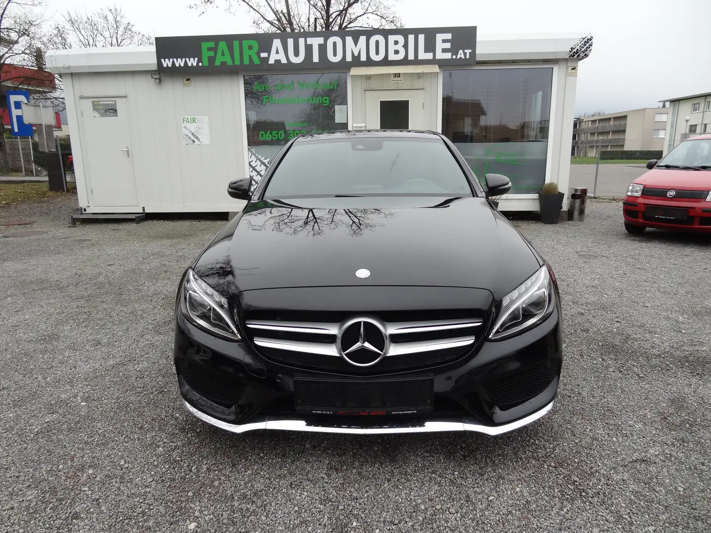 Mercedes-Benz C 220 d Aut. AVANTGARDE  4Matic !! AMG-LiNE !! Schwarz - 2