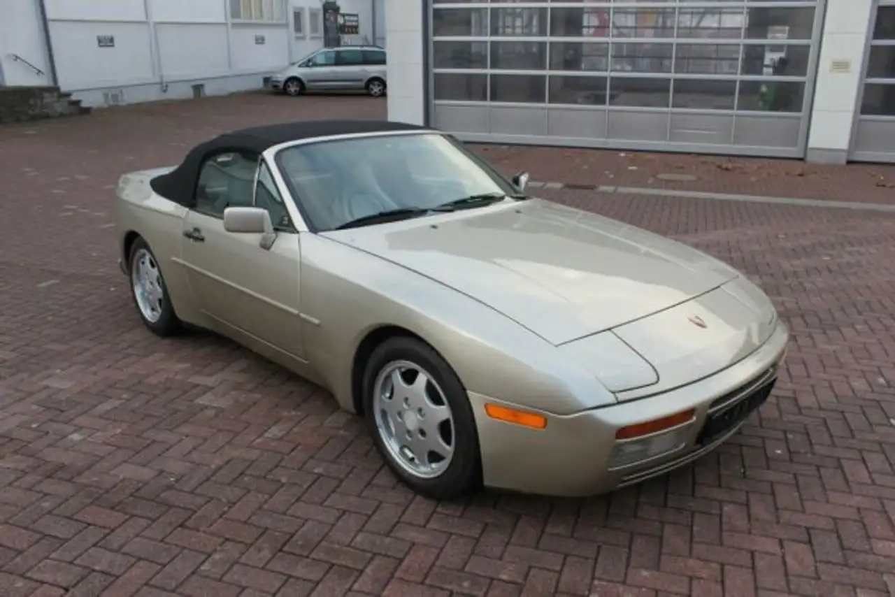 Porsche 944 S 2 Cabriolet, foto 3