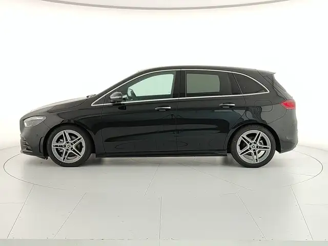 Mercedes-Benz B Class view 2