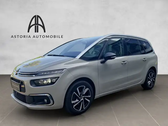 Citroen Grand C4 Picasso 7-Sitzer Pano 360°