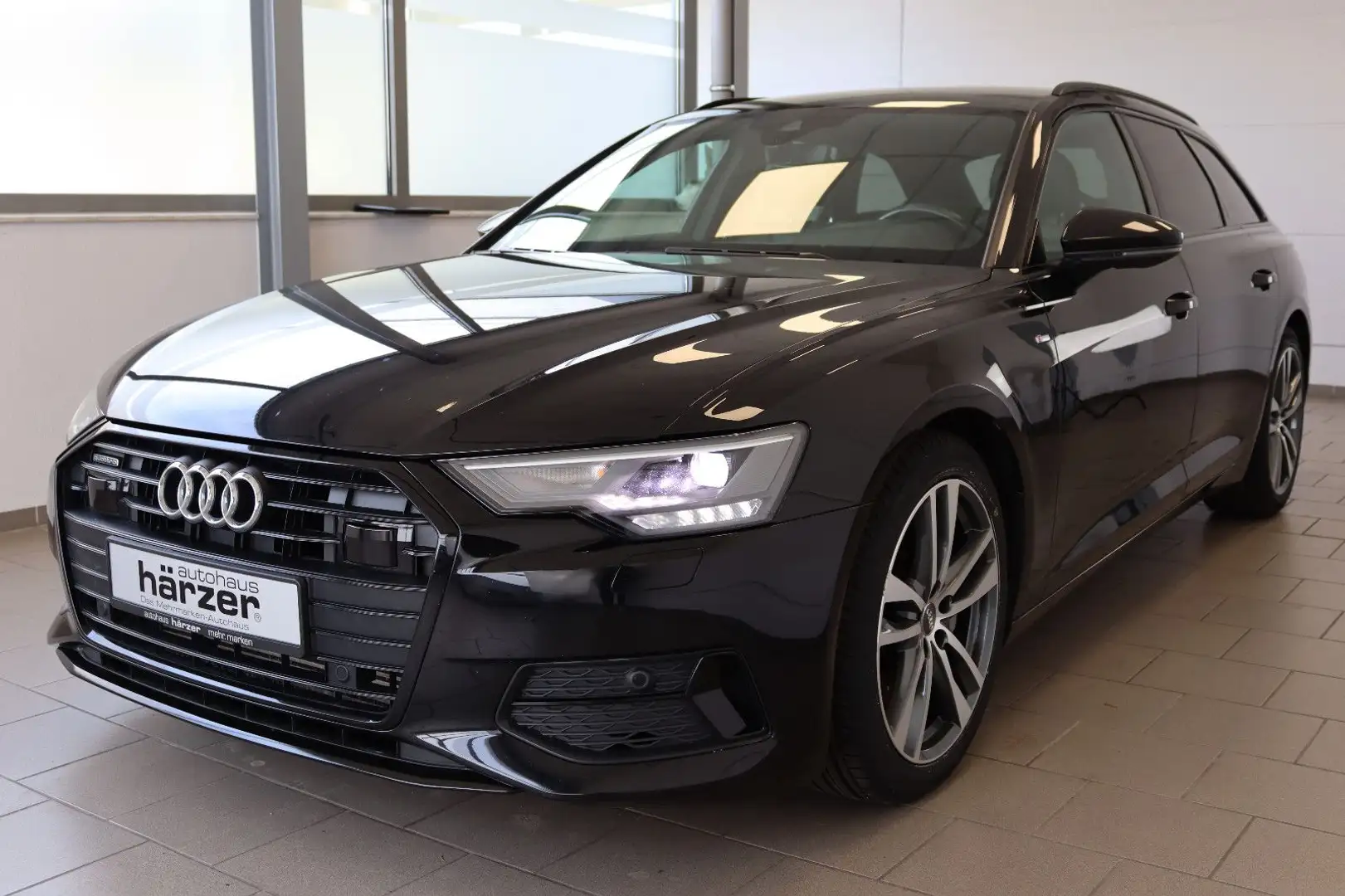 Audi A6 Avant 45 TDI quattro S-Line sport *AHK*RFK* Zwart - 2