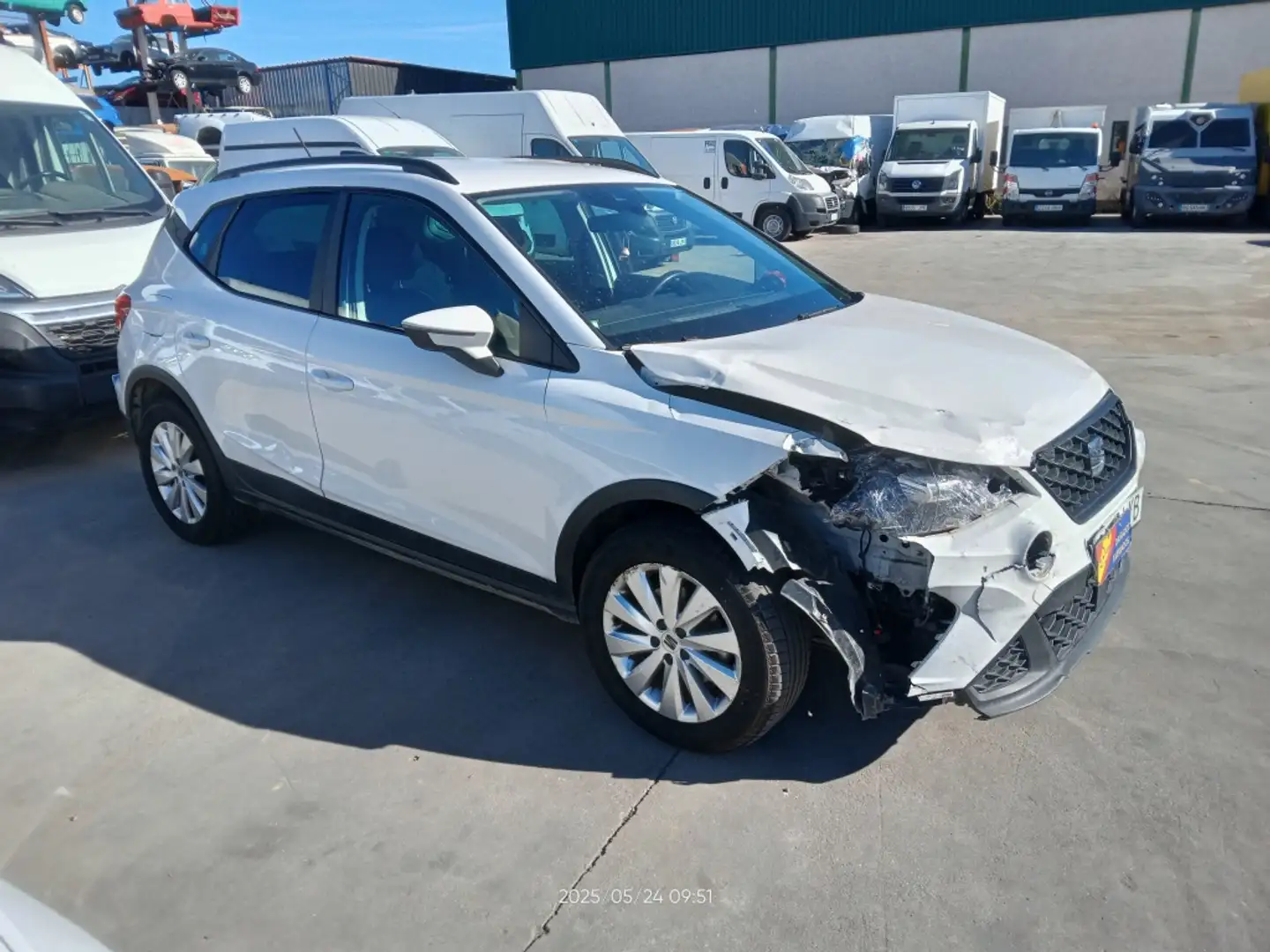 SEAT Arona 1.0 TSI Ecomotive S&S Style 110 Blanco - 2