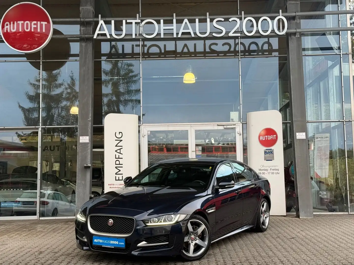 Jaguar XE R-Sport/ASPC/BIXENON/LED/SPA/PDC/MERIDIAN/SRA Blau - 1