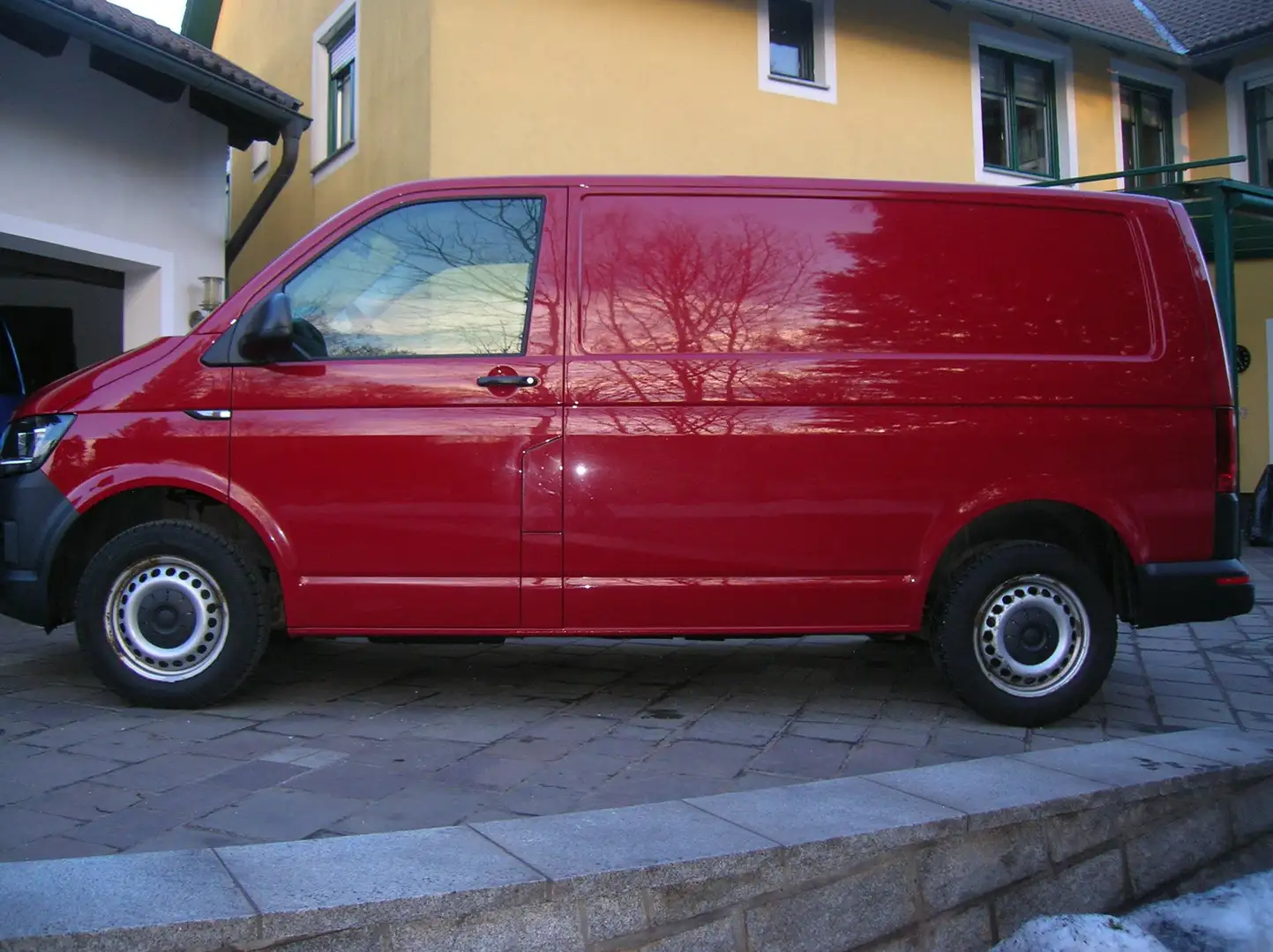 Volkswagen T6 Transporter Kasten  Parksensoren, Klima, Armlehnen, Tempomat Rouge - 2