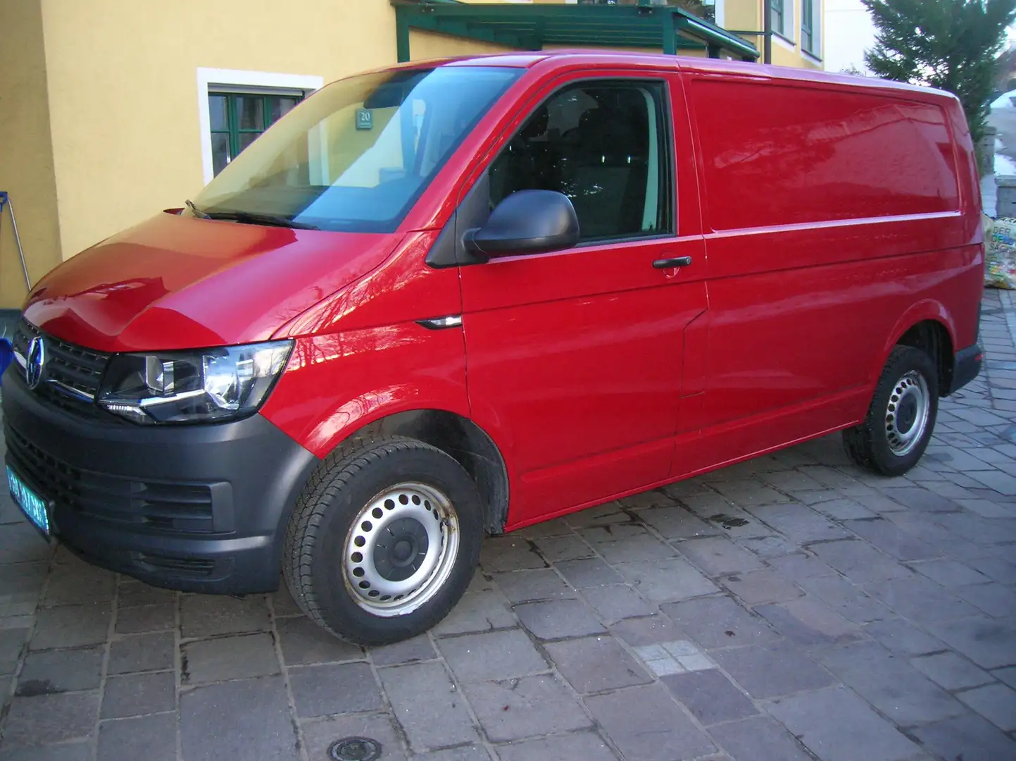 Volkswagen T6 Transporter Kasten  Parksensoren, Klima, Armlehnen, Tempomat Rouge - 1