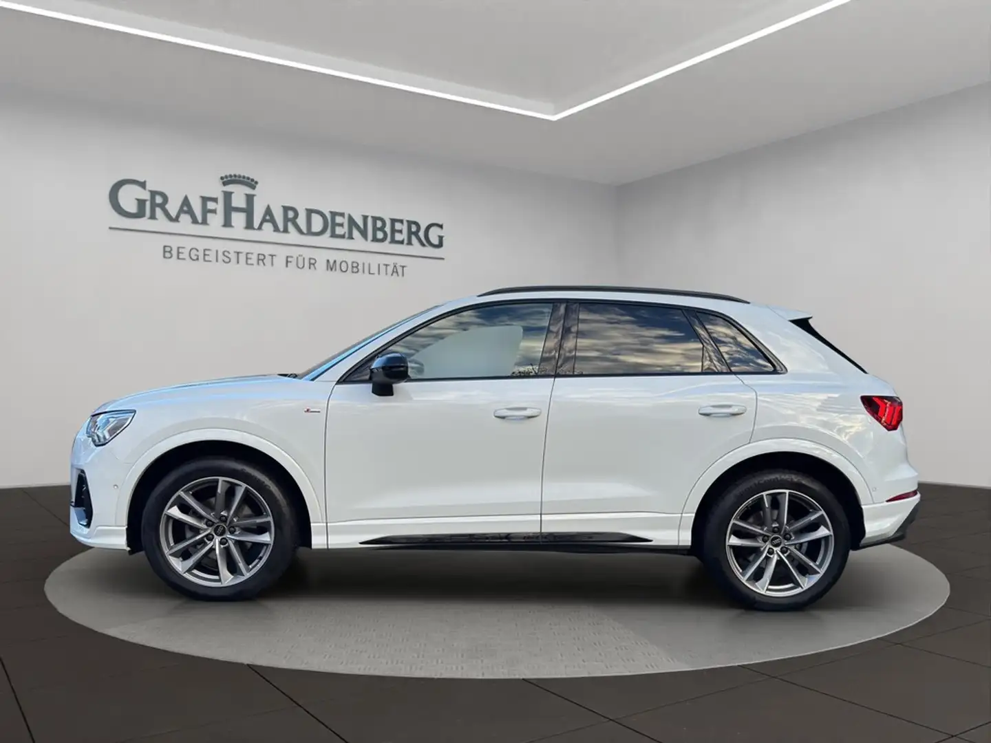 Audi Q3 S-Line 35TFSI S-Tr. S-Line Interieur LED Weiß - 2