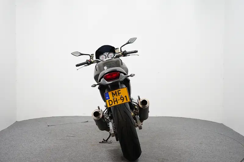 Ducati Monster 900 - foto 7