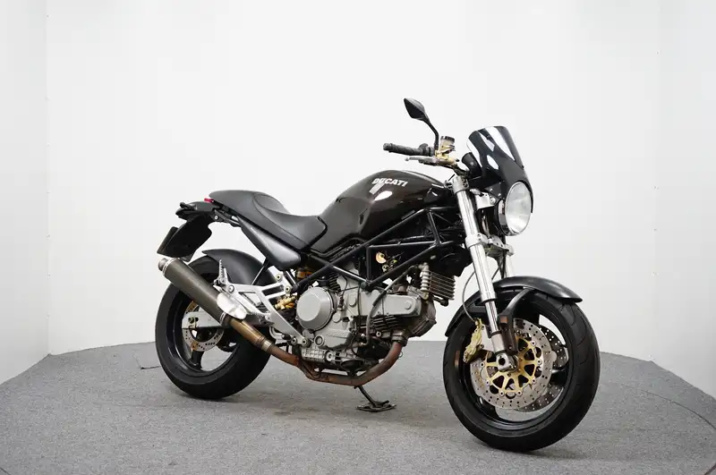Ducati Monster 900 - foto 2