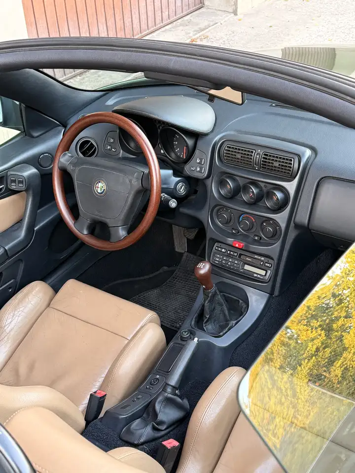 Alfa Romeo Spider 2.0 ts 16v Lusso, foto 4