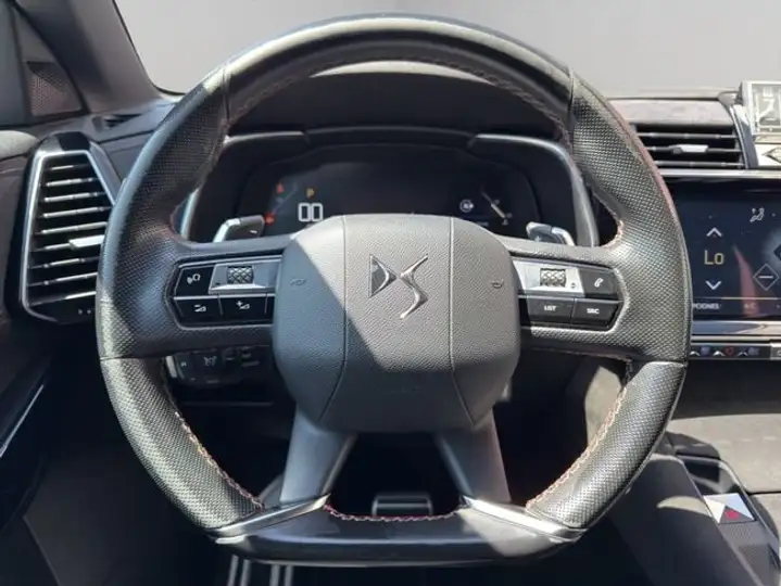 DS 7 Crossback 2022, foto 18