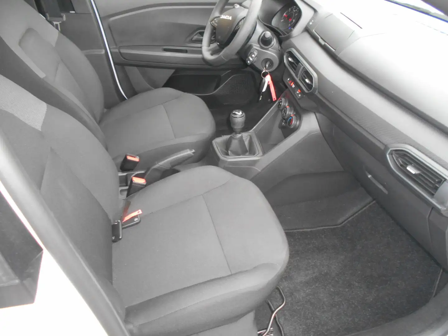 Dacia Sandero TCe 100 ECO-G Essential Weiß - 2