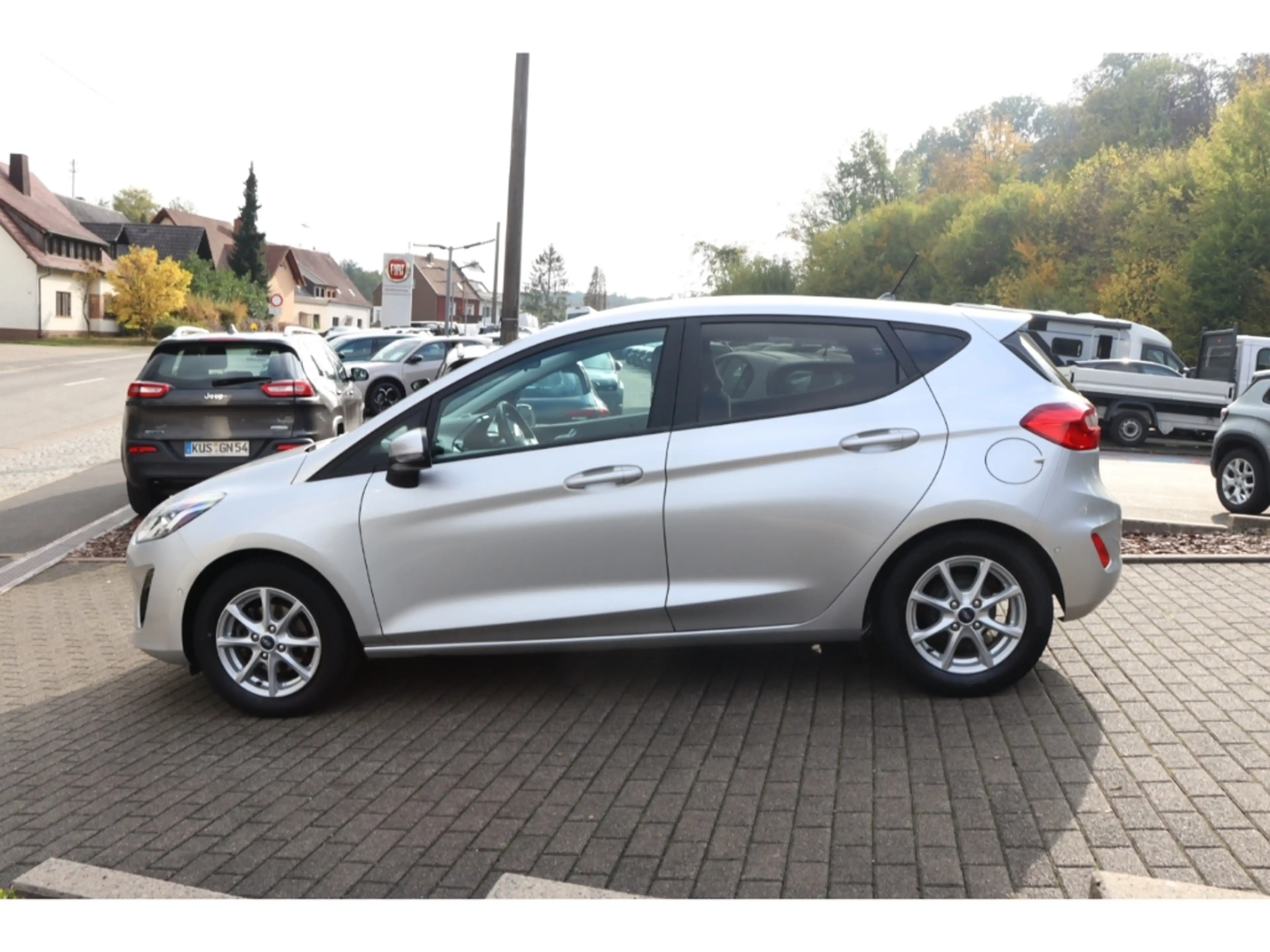 Ford Fiesta COOL & CONNECT 1.1 85PS CARPLAY DAB SHZ KAMERA — photo 5