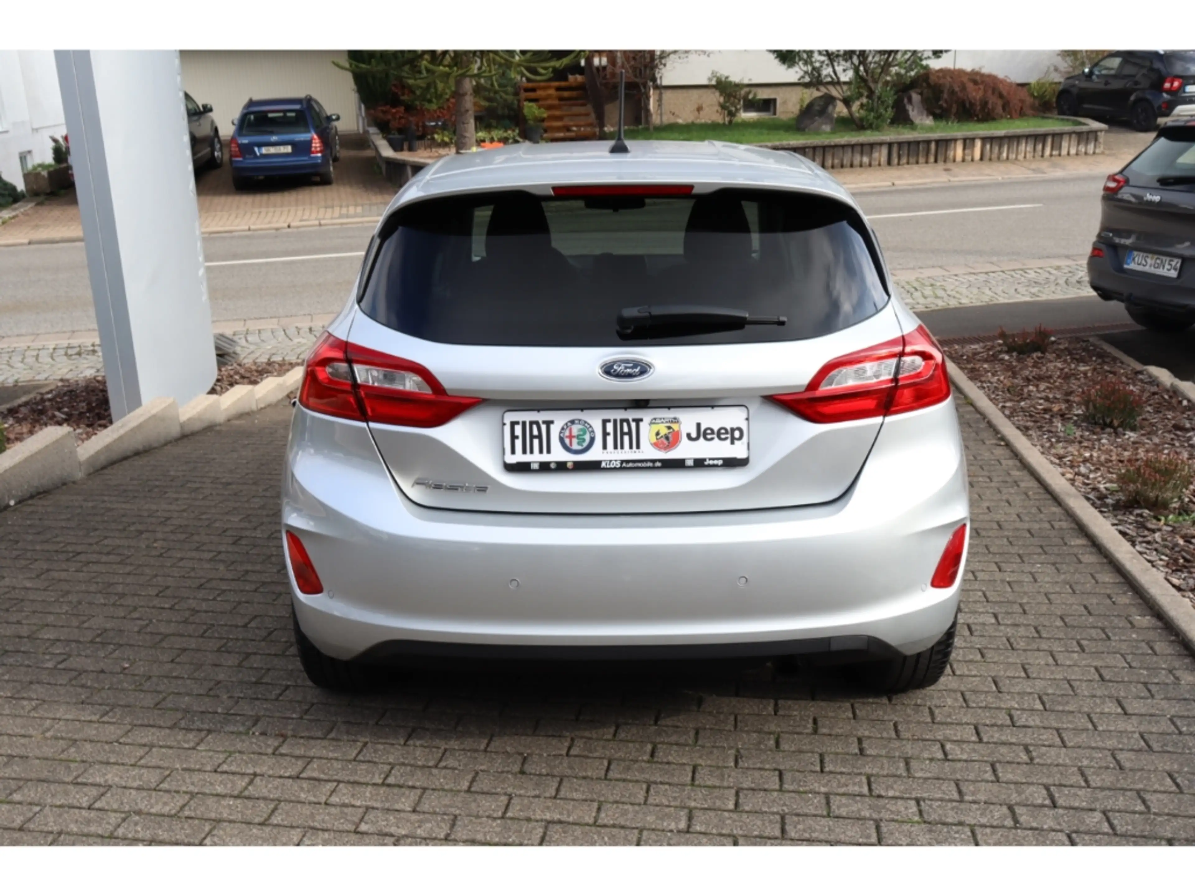 Ford Fiesta COOL & CONNECT 1.1 85PS CARPLAY DAB SHZ KAMERA — photo 3