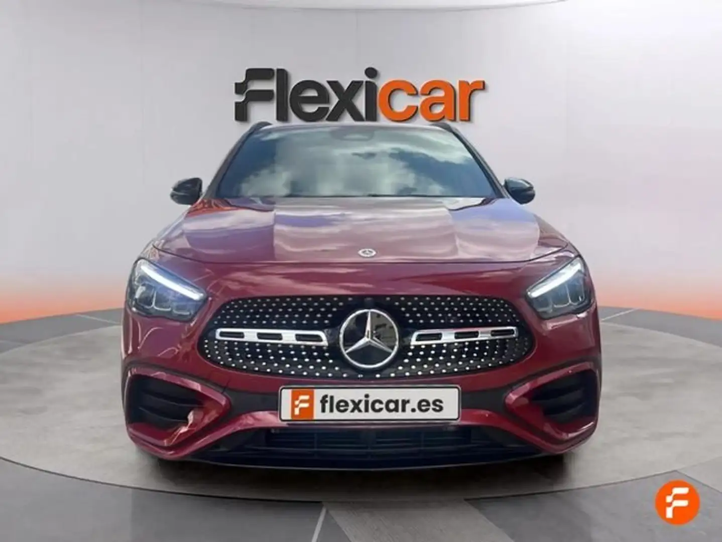 Mercedes-Benz GLA 200 D Rojo - 2