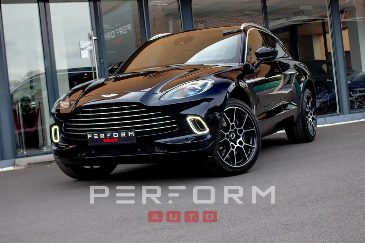 Aston Martin DBX