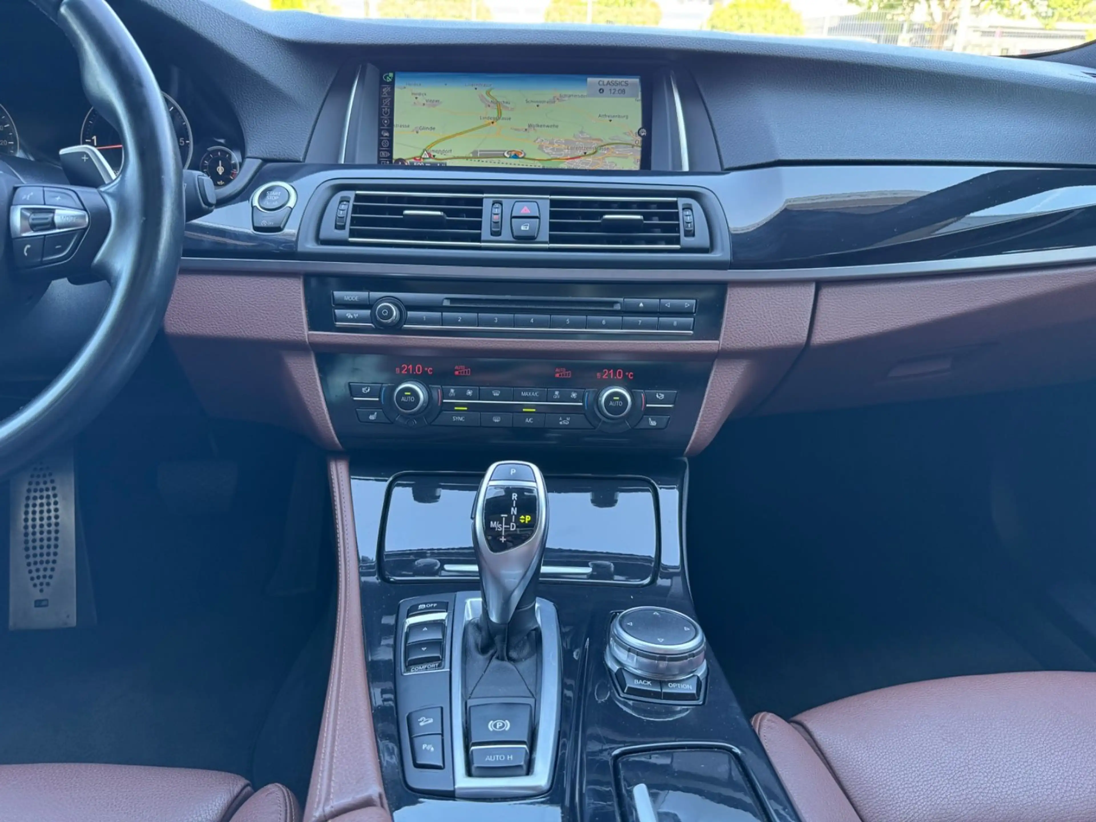 BMW 525 d XDrive M Sport+Pano+StdHzg+ — photo 11