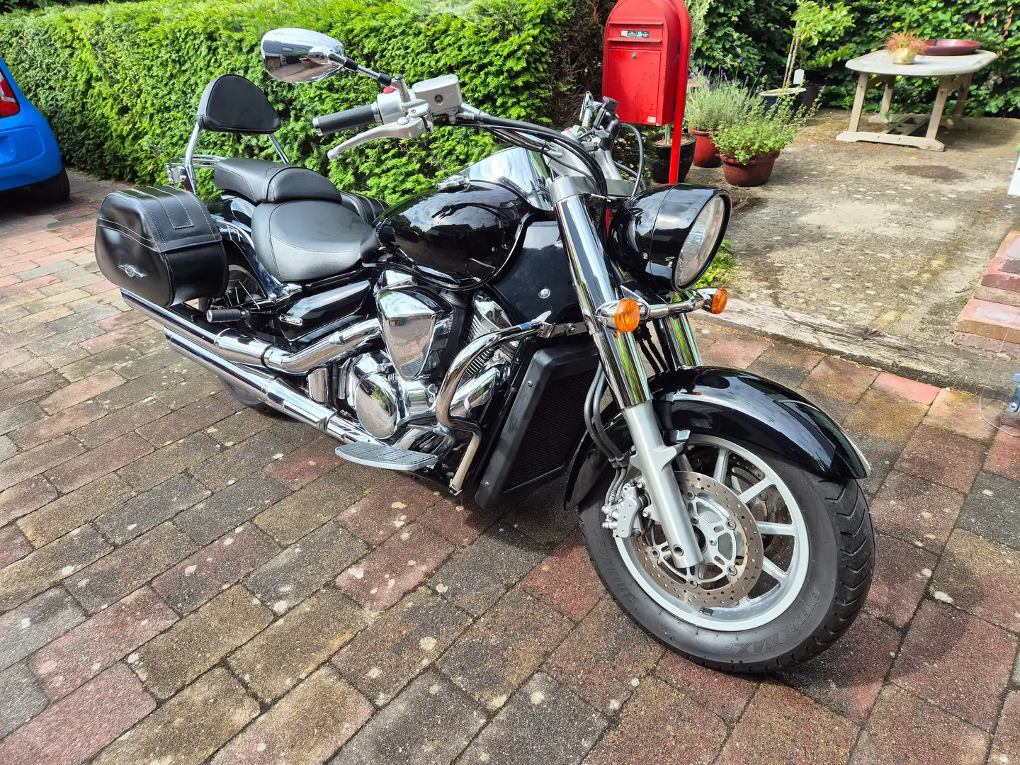 Suzuki Intruder C 1800 Zwart - 1