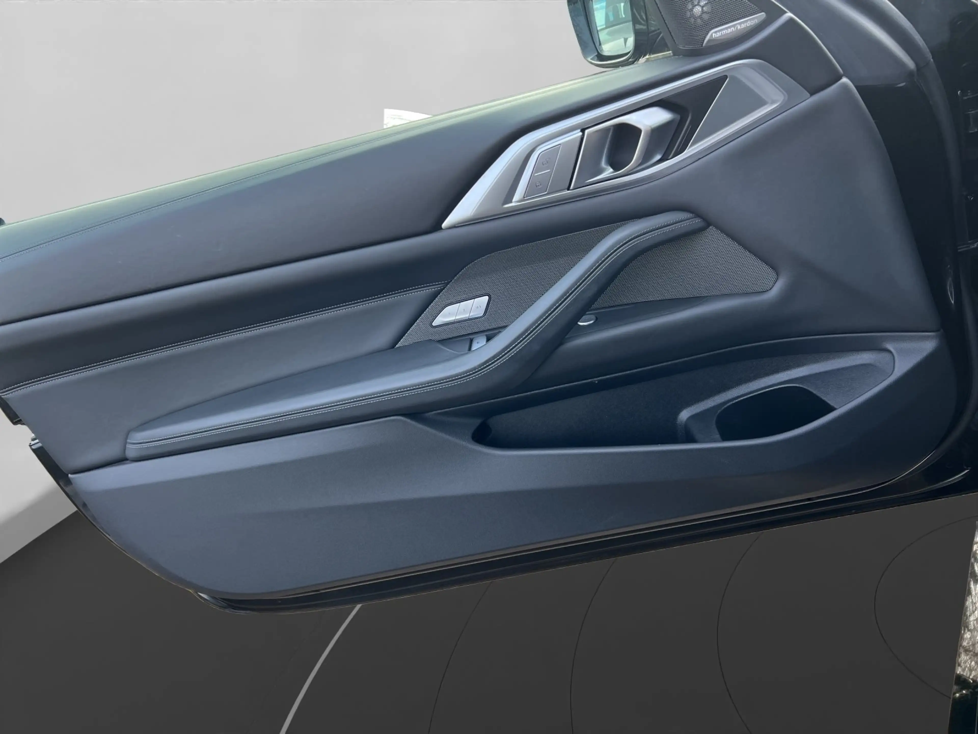 BMW M4 Competition M xDrive Cabrio Head-Up HK HiFi — photo 12