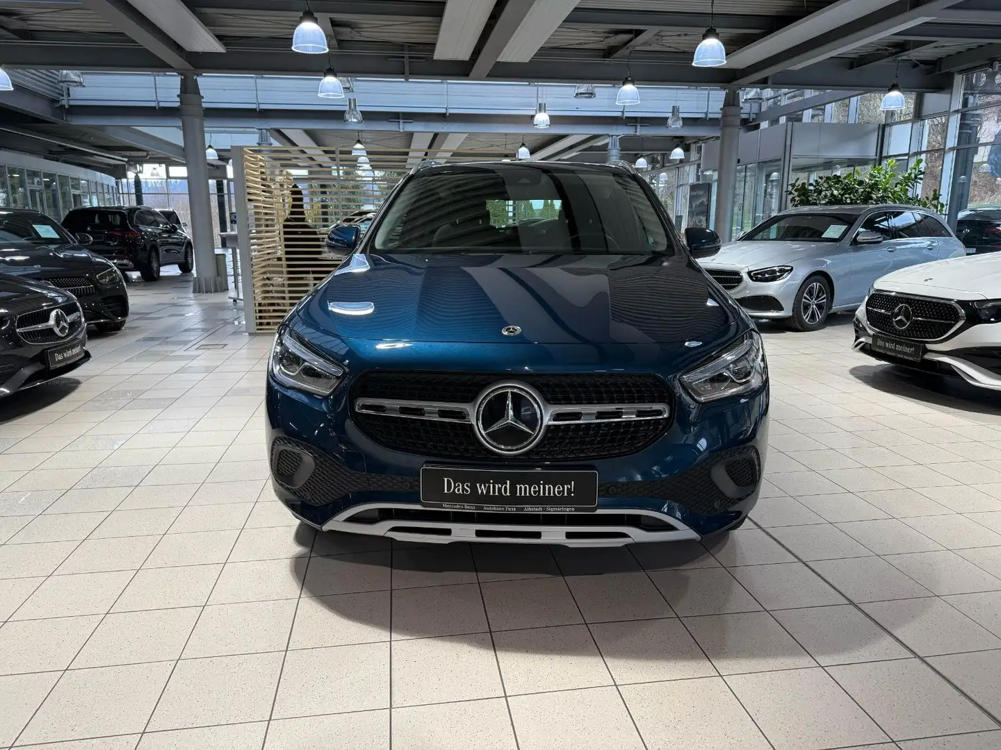 Mercedes-Benz GLA 200 LED / SZH / Easy-pack / Kamera Modrá - 2