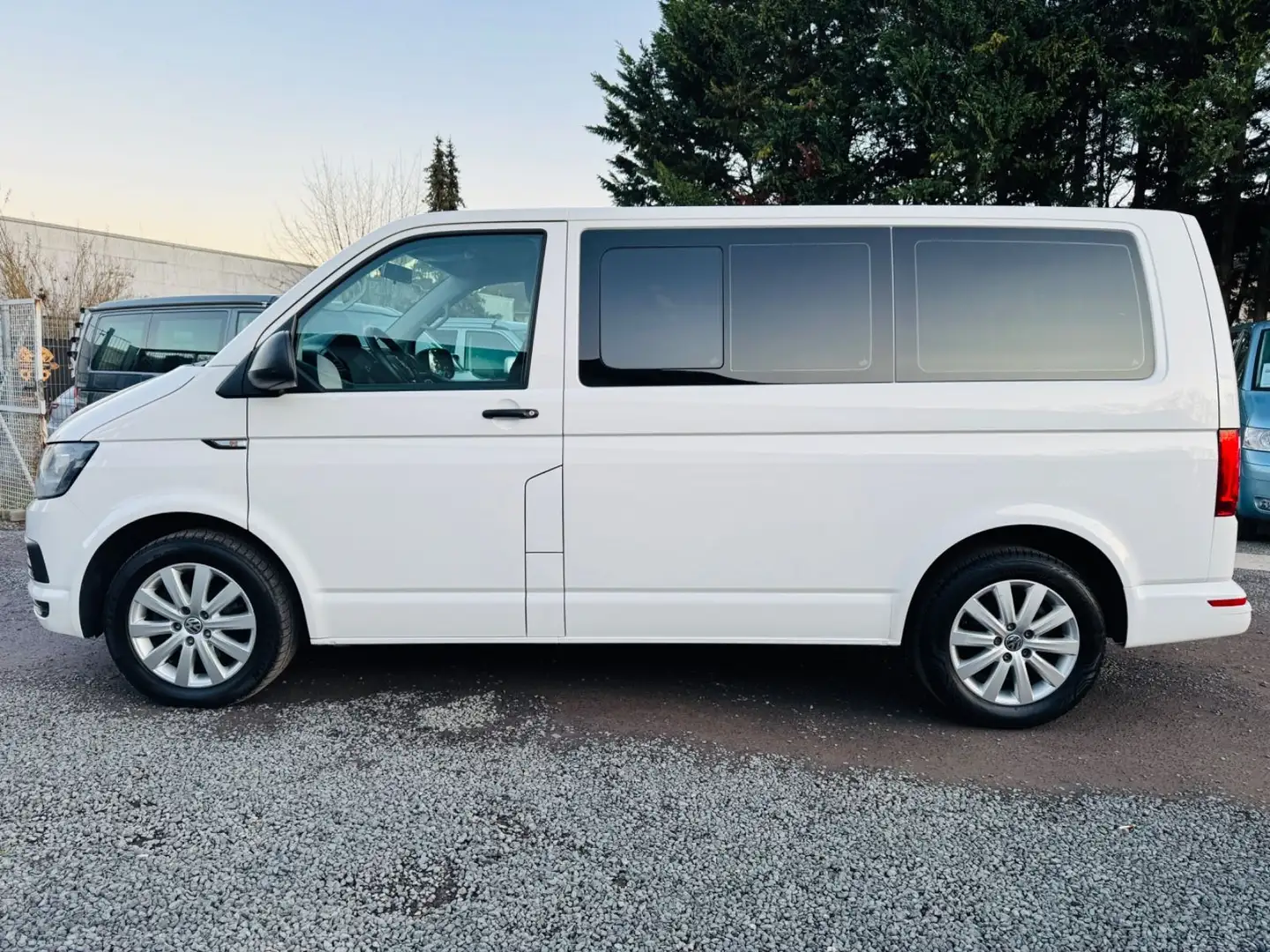 Volkswagen T6 Multivan Tisch/AHK/Kamera/Scheckheft Blanc - 2
