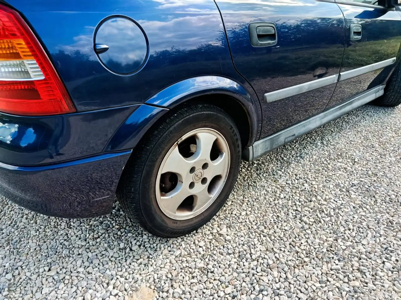 Opel Astra 1.6 Edition 100, foto 11