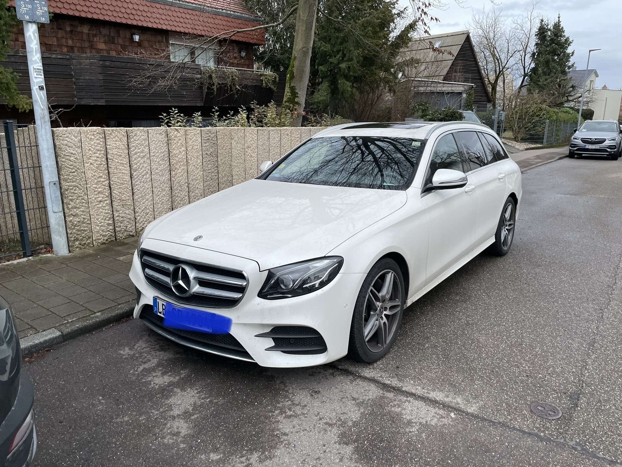 Ojazdené Mercedes Benz E-Class 