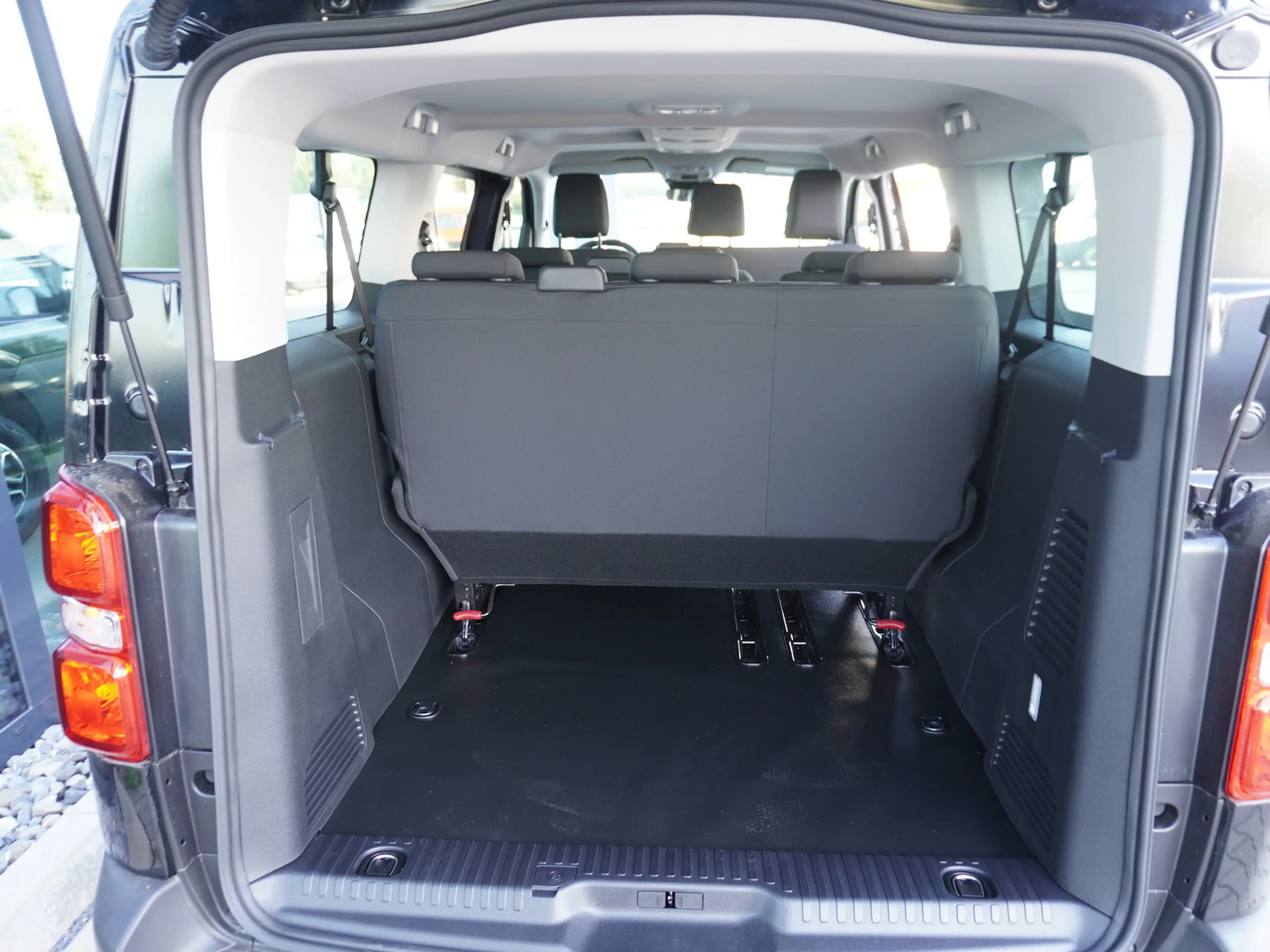 Fiat Scudo Kombi XL 180 AT/ 9-Sitzer / AHK — photo 6