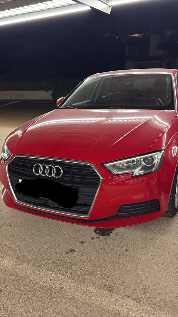 Audi A3 Sportback 1.6TDI Sport Edition S tronic 81kW Rojo - 2