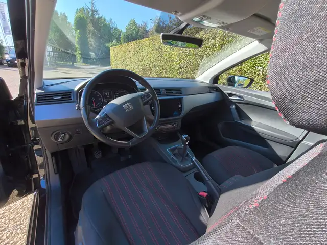 Seat Ibiza view 9