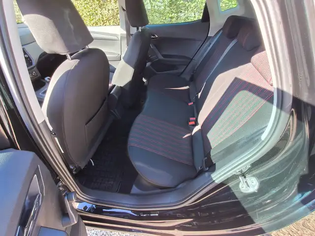 Seat Ibiza view 8