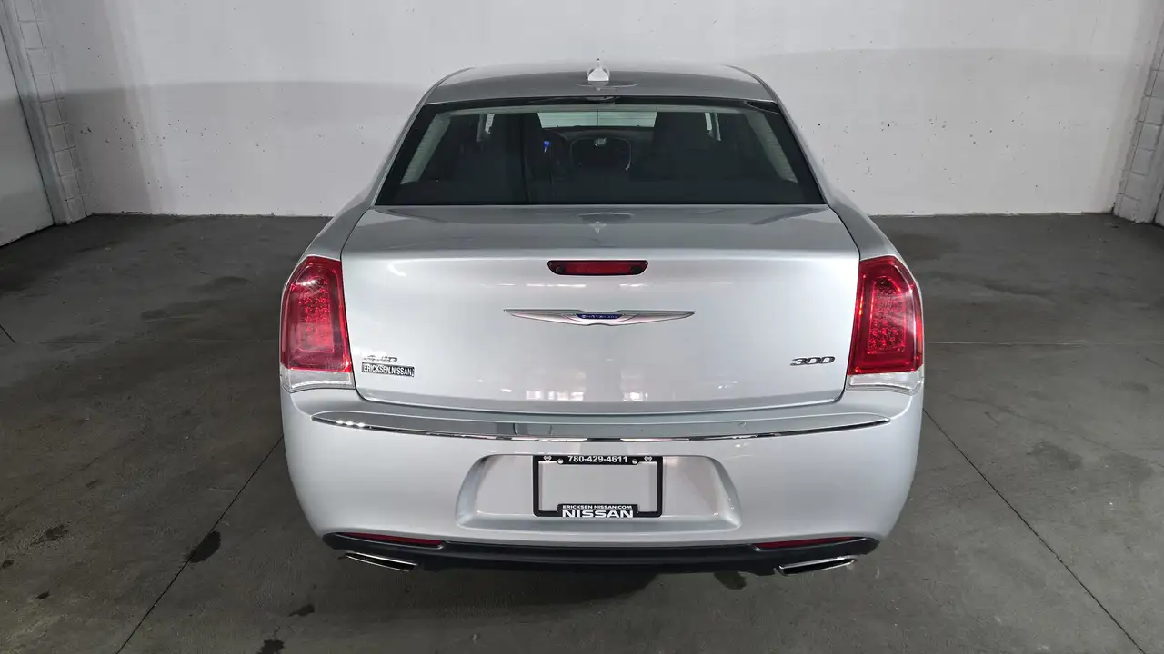 Chrysler 300 снимка Chrysler 300