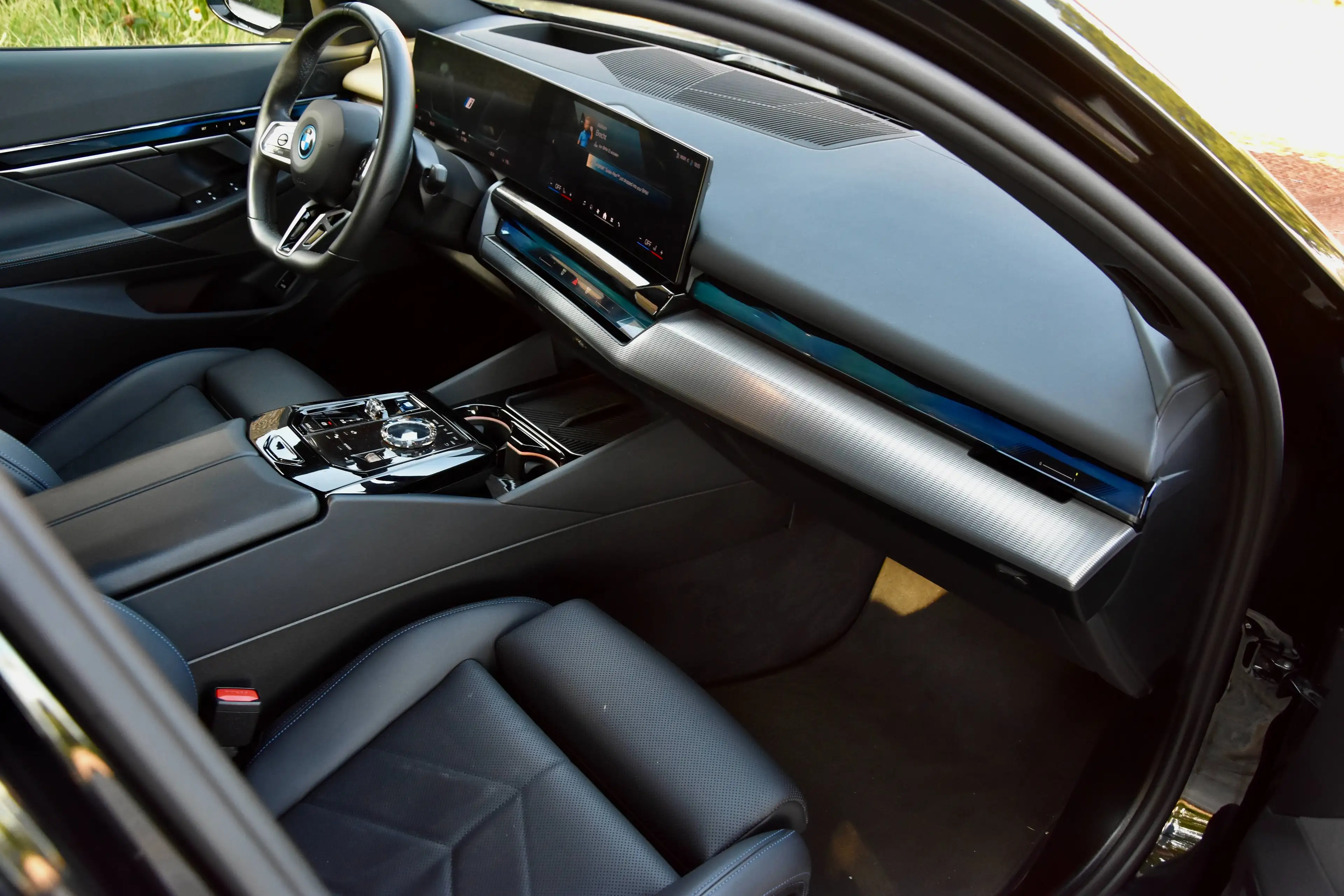 BMW i5 i5 83.9 kW eDrive40 **M Sport PRO ** HUD ** — photo 9