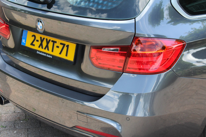 BMW 320 3-serie Touring 320i M-sport - M-performance - Pan — photo 13