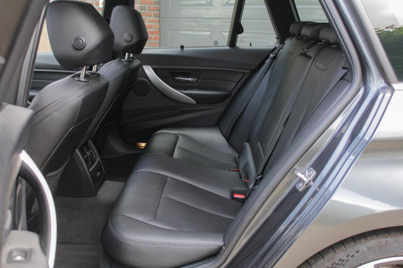 BMW 320 3-serie Touring 320i M-sport - M-performance - Pan — photo 11