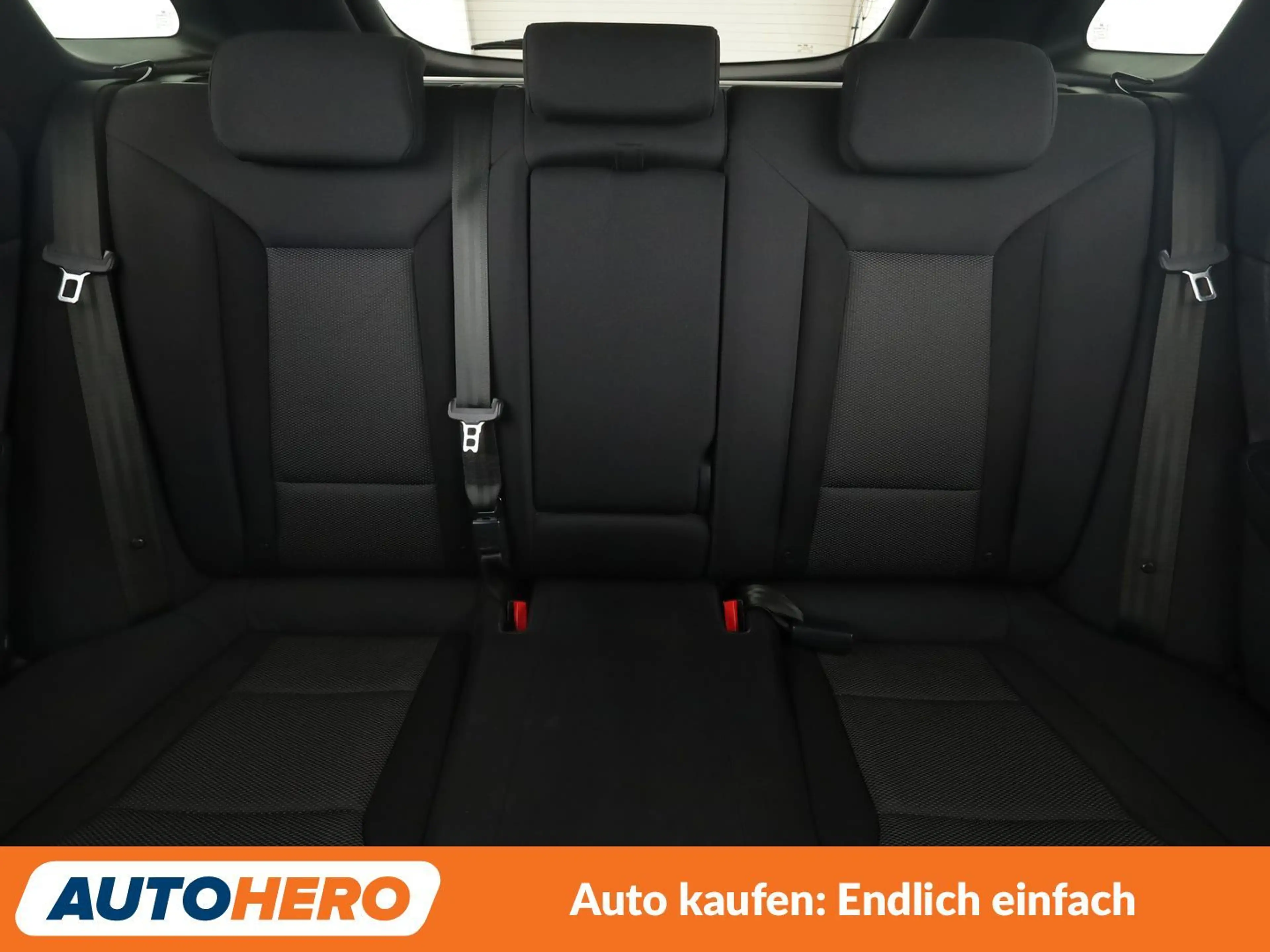 Hyundai i40 1.6 Trend Blue*TEMPO*PDC*SHZ*LIM*ALU*KLIMA* — photo 15