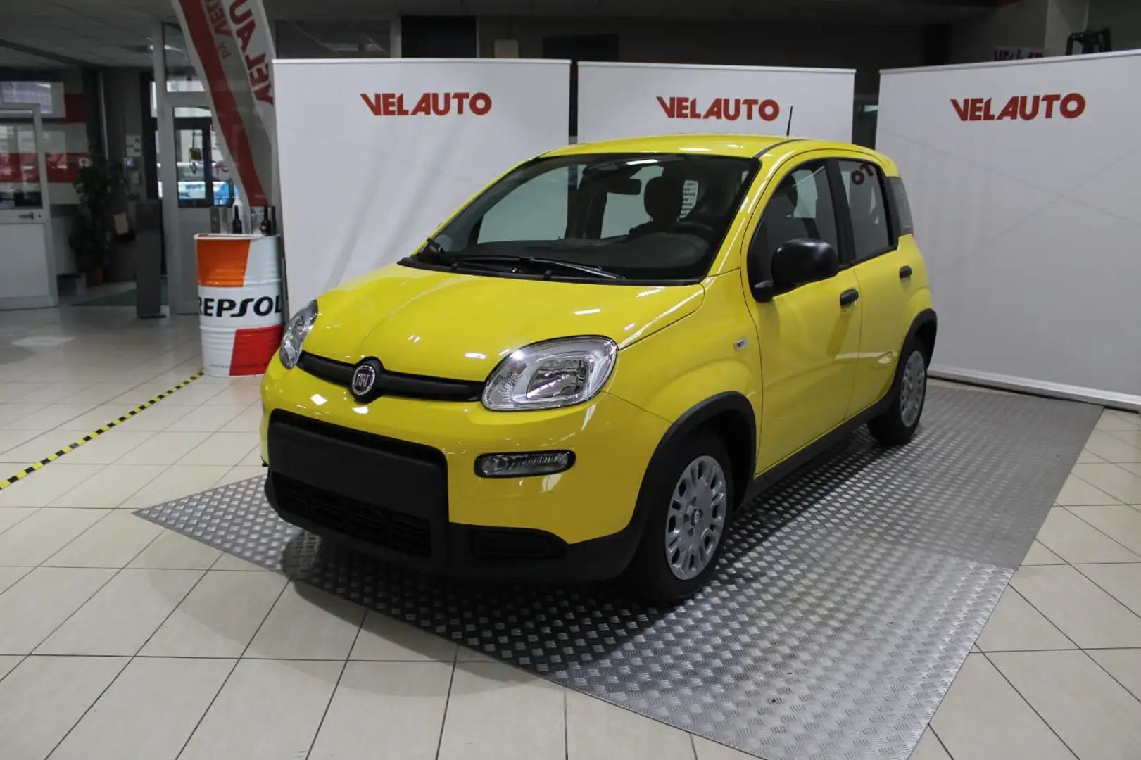 Fiat Panda 1.0 FireFly S&S Hybrid Gelb - 1