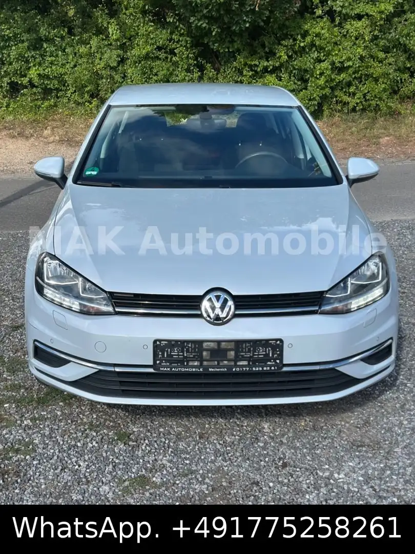 Volkswagen Golf VII Lim. Comfortline BMT Automatik 70.000KM Plateado - 2