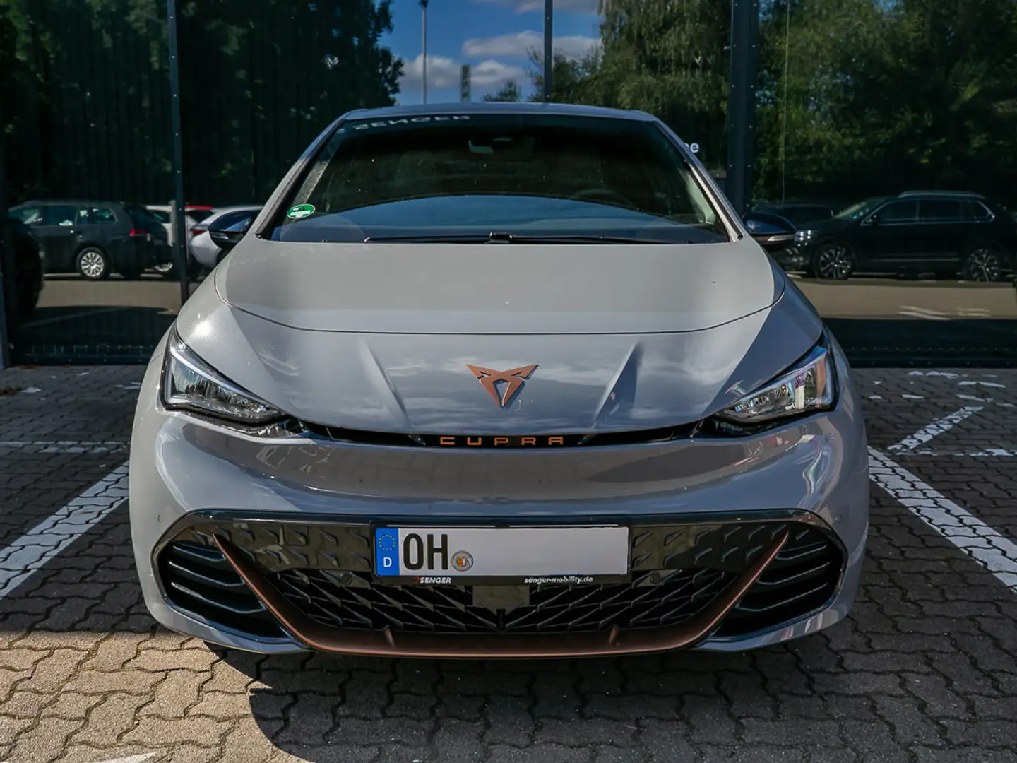 CUPRA Born 60 KW LED Kessy Digitales Cockpit Kamera Grijs - 2