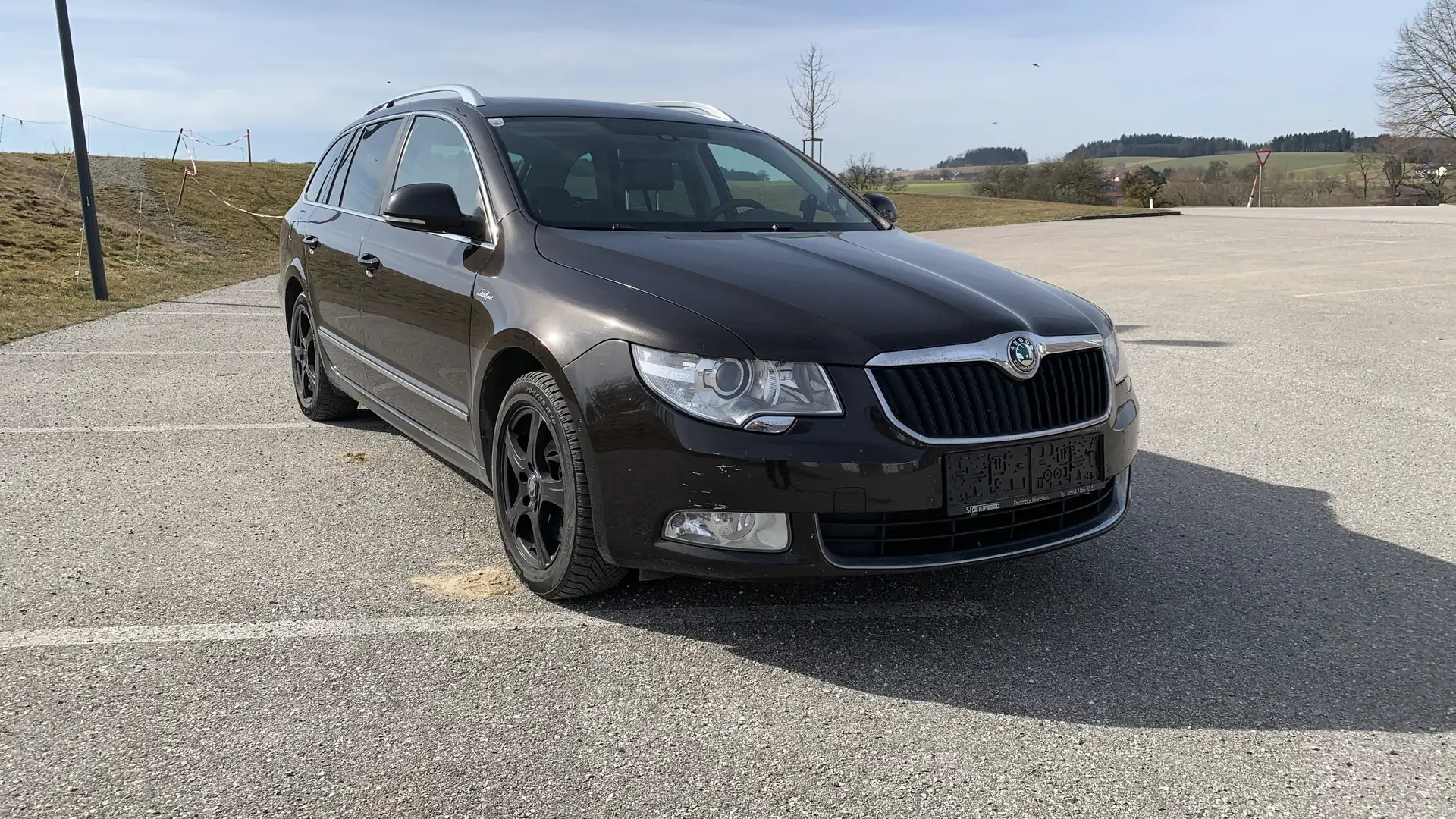 Skoda Superb Combi 4x4 Laurin&Klement 2,0 TDI DPF - 2