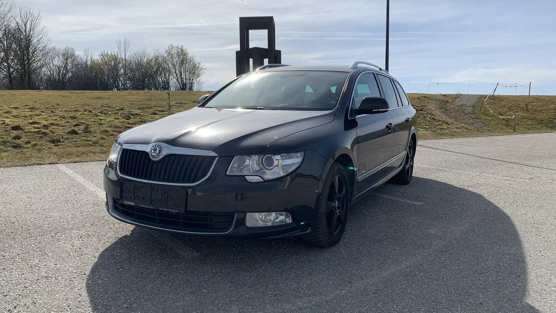 Skoda Superb Combi 4x4 Laurin&Klement 2,0 TDI DPF - 1