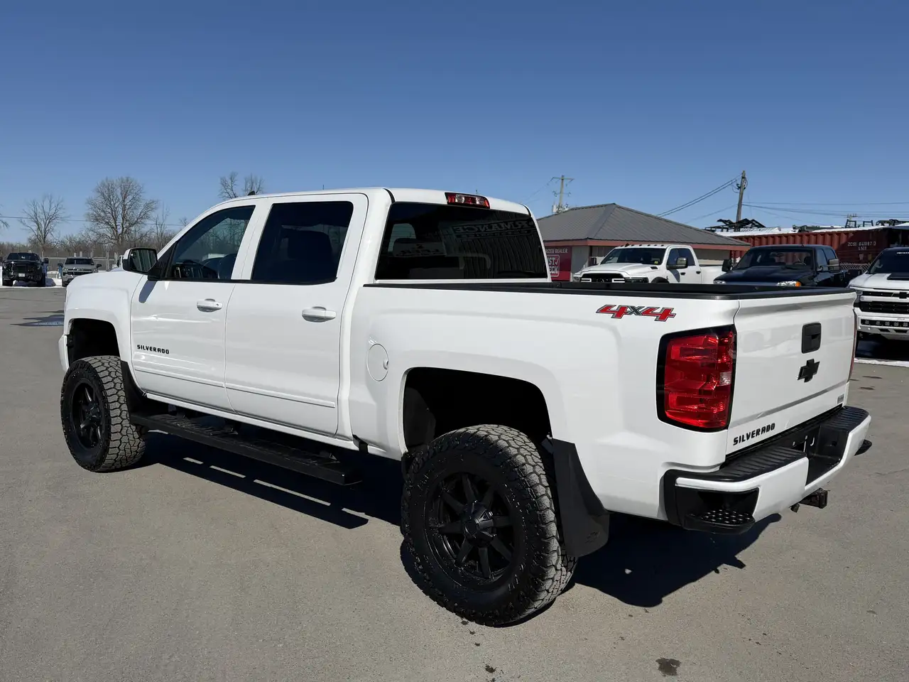 Chevrolet Silverado 1500 снимка Chevrolet Silverado 1500