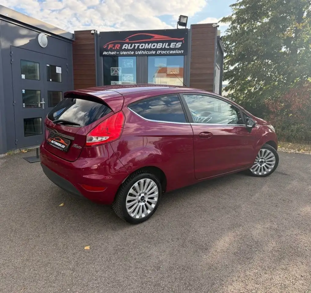 Ford Fiesta 3 portes — photo 8